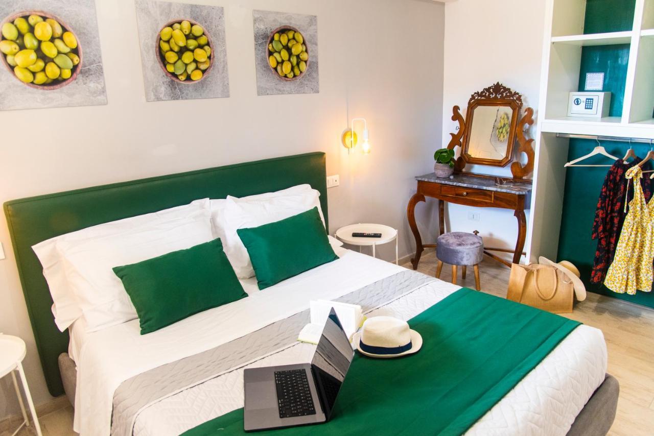 On' Michele Guest House Sorrento Exterior foto