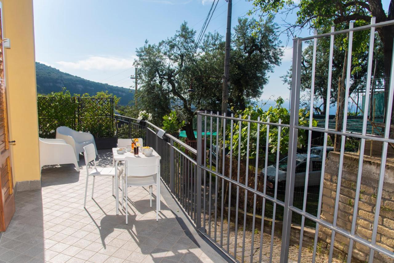 On' Michele Guest House Sorrento Exterior foto